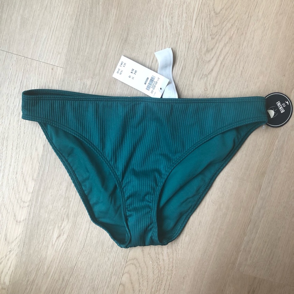 New Dark Green Low Rise Ribbed Bikini Bottoms By Hollister Size Medium
